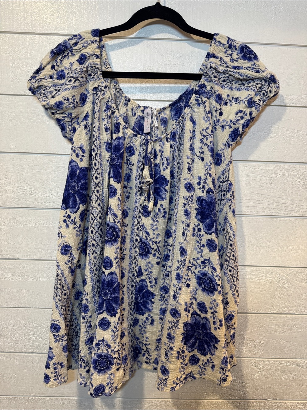 OUT FROM UNDER/ IRBAN OUTFITTERS Blue Floral BABYDOLL mini - Women- XXS